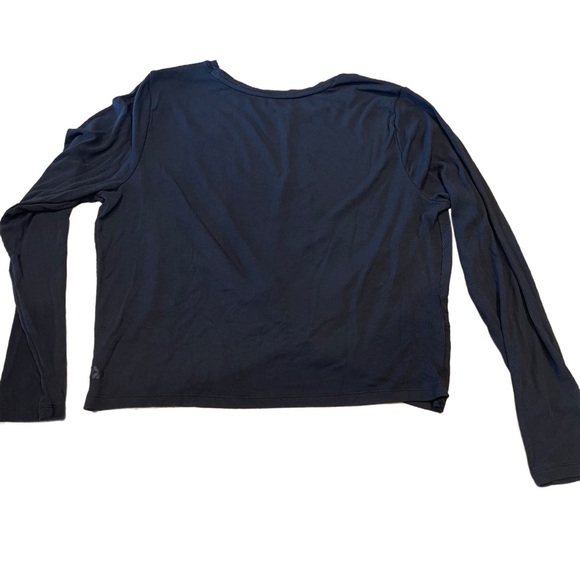 All in Motion Black Twist-Front Long Sleeve Top Blouse Shirt Women Size Medium - Picture 7 of 7